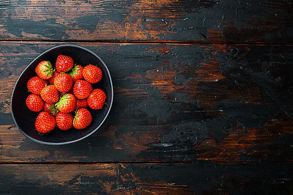 포토 JPG 해외이미지 그릇 딸기 사람없음 빨간색 공백 해외포토 식기 컬러 과일 파일형식 이미지허브