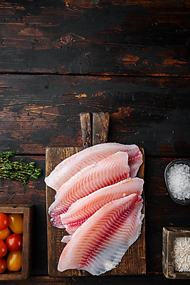 포토 JPG 해외이미지 접시 음식 분홍색 재료 방울토마토 밥 건강 어류 요리 사람없음 식사 공백 흰색 신선 해산물 준비 유기농 날것 내추럴 점심식사 생식 틸라피아 카피스페이스 해외포토 식기 웰빙 컬러 토마토 수중동물 민물고기 파일형식 이미지허브