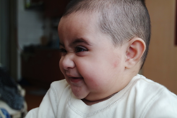 포토 JPG 해외이미지 손 딸 행복 아들 얼굴 어린이 가족 주택 실내 사랑 한명 미소 사람 소년 귀여움 육아 표현 아기 달콤 작음 건배 세대 걸음마 돌봄 천진난만 해외포토 1 남자 감정 컨셉 관계 모션 표정 내부 건물 신체부위 맛 크기 파일형식 이미지허브