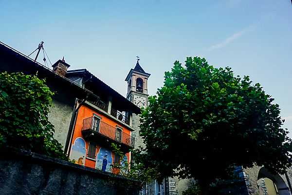 포토 JPG 해외이미지 나무 유럽 문화 벽 여행 건축양식 산 사람없음 야외 초록색 관광지 교회 마을 탑 계곡 종 바위 시골 역사 성자 스위스 그림 알프스 종탑 추적 해외포토 식물 건축물 건축 나라 종교 컬러 종교건축 모션 건물 돌_바위 파일형식 이미지허브