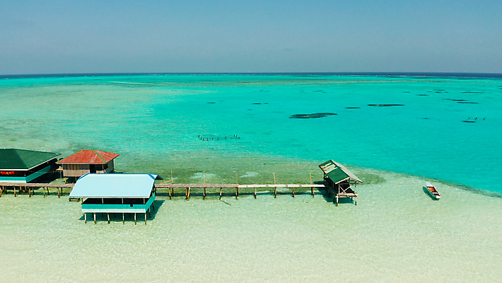 포토 JPG 해외이미지 바다 섬 여행 자연 휴가 휴식 풍경 사람없음 물 여름 모래사장 야자수 햇빛 여행객 맑음 꿈 만 휴양지 암초 석호 조감도 터키석 해외포토 자연요소 나무 계절 컨셉 날씨 사람 태양 장소 보석 생태계 파일형식 이미지허브