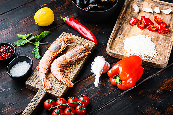 포토 JPG 해외이미지 접시 백그라운드 방울토마토 고추 새우 파프리카 마늘 사람없음 전통음식 쌀 레몬 허브 해산물 날것 나무바닥 슬라이스 소금 홍합 나무도마 나무쟁반 스페인요리 통후추 파에야 해외포토 식물 전통 식기 음식 토마토 채소 과일 어패류 곡류 바닥 도마 쟁반 서양음식 갑각류 목재 스페인 후추 파일형식 이미지허브