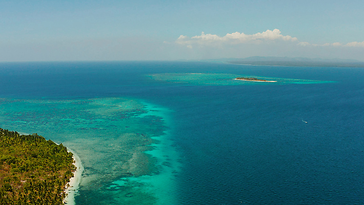 포토 JPG 해외이미지 나무 아시아 바다 섬 여행 자연 휴가 손바닥 사람없음 야외 물 파란색 모래사장 야자수 맑음 암초 석호 조감도 터키석 해외포토 자연요소 식물 손 나라 컬러 날씨 보석 생태계 파일형식 이미지허브