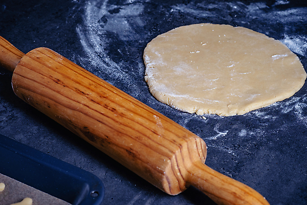 포토 JPG 해외이미지 손 음식 빵 크리스마스 탁자 부활절 주택 피자 요리 사람없음 쿠키 케이크 주방 빵집 굽기 준비 반죽 만들기 롤 레시피 시트 밀가루반죽 제빵사 페스츄리 핸드메이드 해외포토 직업 기념일 가구 모션 디저트 패스트푸드 서양음식 건물 신체부위 상점 구이 파일형식 이미지허브