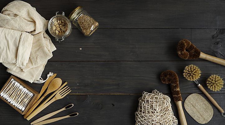 포토 JPG 해외이미지 포크 유리병 사람없음 숟가락 솔 그물 청소도구 대나무 향신료 오브젝트 에코 친환경 재활용품 면봉 친환경제품 카피스페이스 대나무칫솔 해외포토 나무 식기 병_용기 수저 환경 공백 재활용 도구 칫솔 청소 향미료 파일형식 이미지허브