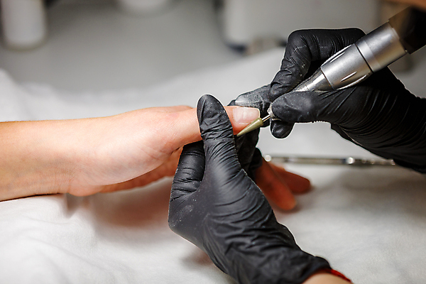 포토 JPG 해외이미지 백인 직업 손 장갑 손가락 사람없음 치료 장식 뷰티 상점 기계 기구 업무 못 매끈함 손톱관리 자르기 고객 광택 손질 기어 순서 돌봄 해외포토 서양인 잡화 의학 모션 신체부위 공구 작업 감각 네일아트 파일형식 이미지허브