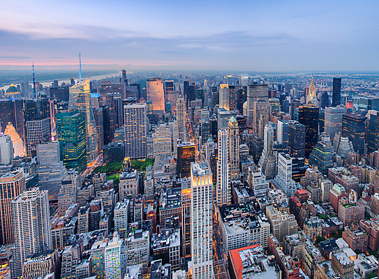 포토 JPG 해외이미지 여행 비즈니스 건축양식 새로움 아파트 파노라마 풍경 사람없음 건물 금융 강 도시풍경 사무실 반사 항구 고층빌딩 미국 황혼 일몰 새벽 도시 시간 뉴욕 엽서 타운 대도시 스카이라인 맨해튼 해외포토 자연요소 건축물 건축 컨셉 북아메리카 교통시설 주택 촬영기법 빌딩 경제 노을 편지 파일형식 이미지허브