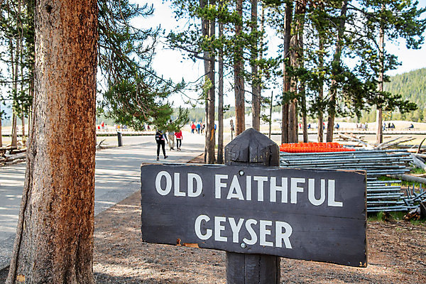 포토 JPG 해외이미지 나무 남자 유럽 도로 여행 텍스트 교통시설 자연 하늘 휴가 산 거리 국립공원 사람 풍경 사람없음 야외 여름 파란색 관광지 울타리 컬러풀 여행객 미국 농촌 숲 위험 오솔길 방향 심볼 사인 도로표지판 캘리포니아 경고문 명승지 삼림지대 콜로라도 해외포토 식물 계절 공원 나라 길 컬러 교통 컨셉 북아메리카 경고 담장 시골 표지판 시설 생태계 파일형식 이미지허브