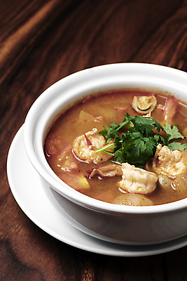 포토 JPG 해외이미지 전통 음식 백그라운드 채소 부분 태국 탁자 새우 건강 요리 동양인 사람없음 목재 신선 사발 클래식 수프 매움 코코넛 해외포토 나무 아시아 가구 컨셉 과일 재료 갑각류 인종 사기그릇 맛 파일형식 이미지허브