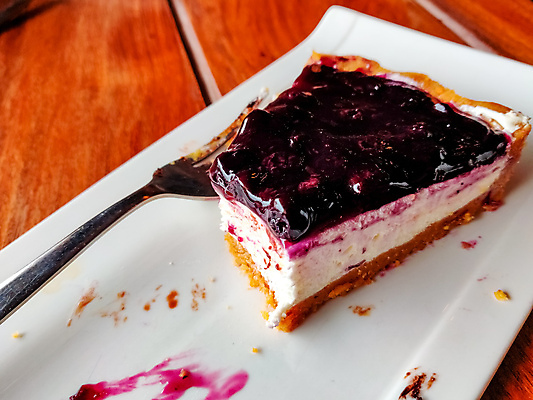 포토 JPG 해외이미지 접시 커피 음식 조각 백그라운드 디저트 기념 따뜻함 사람없음 목재 갈색 쌓기 케이크 초콜릿 검은색 식사 어둠 빵집 견과류 흰색 시골 신선 체리 달콤 맛 아침식사 설탕 굽기 크림 호두 용암 코코아 토막 개암나무 브라우니 페스츄리 핸드메이드 해외포토 나무 식기 음료 빵 컬러 컨셉 과일 재료 모션 상점 구이 파일형식 이미지허브