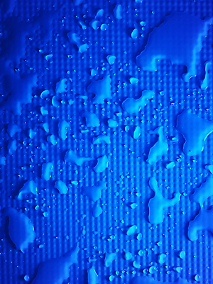 포토 JPG 해외이미지 디자인 유럽 분홍색 백그라운드 패턴 유리 표면 추상 쟁반 미술 사람없음 그래픽 장식 초록색 물 파란색 빛 컬러풀 보라색 어둠 회색 젖음 흰색 액체 떨어짐 제비꽃 질감 폴란드 광 브로츠와프 샤워실 강조 해외포토 자연요소 꽃 나라 컬러 컨셉 무늬 재질 문화예술 샤워시설 파일형식 이미지허브