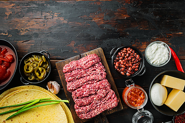 포토 JPG 해외이미지 식재료 검은배경 치즈 콩 실내 샌드위치 사람없음 준비 멕시코음식 나무도마 다진고기 살사소스 토르티야 할라피뇨 다짐육 카피스페이스 케사디야 해외포토 음식 백그라운드 고추 유제품 곡류 도마 서양음식 육류 내부 목재 검은색 공백 소스_음식 파일형식 이미지허브