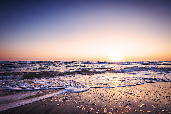포토 JPG 해외이미지 모래 파도 바다 섬 백그라운드 오렌지 자연 하늘 아침 날씨 사람없음 물 빛 햇빛 태양 일출 맑음 일몰 봄 황금 하와이 발리 스카이라인 흐림 몰디브 공화국 마이애미 바하마 불가리아 자메이카 수평선 해외포토 주간 자연요소 계절 나라 아시아 북아메리카 과일 노을 미국 생태계 인도네시아 파일형식 남유럽 이미지허브