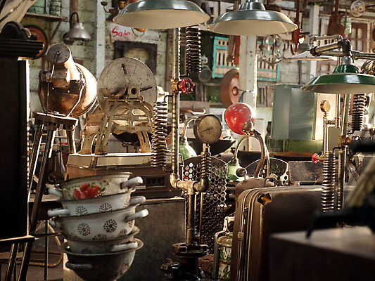 포토 JPG 해외이미지 문화 거리 사람없음 내부 세일 상점 금속 수확 골동품 램프 역사 시장 수집 창고 오브젝트 복고 수납 구식 옛날 해외포토 농업 재질 조명 파일형식 이미지허브