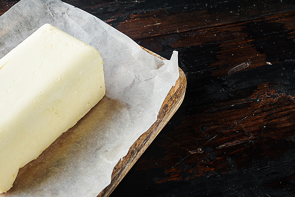 포토 JPG 해외이미지 식재료 실내 사람없음 버터 종이호일 나무배경 해외포토 백그라운드 내부 파일형식 이미지허브