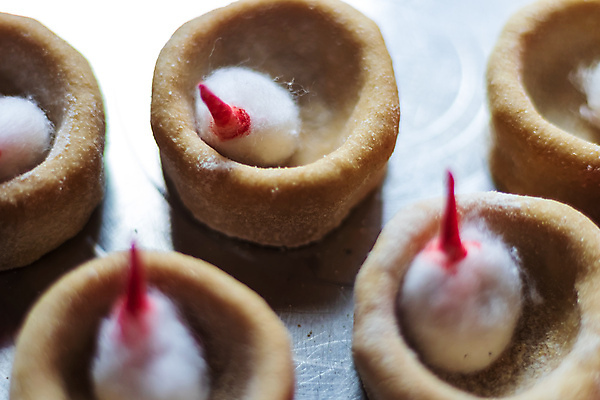 포토 JPG 해외이미지 종교 백그라운드 크리스마스 불교 오렌지 촛불 불 휴가 따뜻함 사랑 사람없음 장식 빨간색 빛 노란색 교회 검은색 축제 어둠 할로윈 흰색 축하 뜨거움 영혼 야간 광 등잔 왁스 핸드메이드 화상 해외포토 자연요소 기념일 감정 컬러 컨셉 과일 초 종교건축 건물 상처 파일형식 이미지허브
