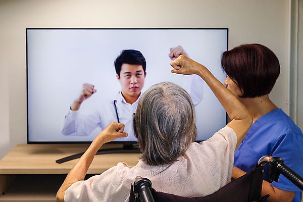 포토 JPG 해외이미지 인터넷 통신 태국 회의 거리 주택 한국 대화 동양인 성인 세명 컴퓨터 알약 약 일본 중국 간호사 의사 질병 인도인 약국 서비스 상담 인도네시아 온라인 싱가폴 돌봄 해외포토 외국인 아시아 비즈니스 의학 모션 말하기 사람 인종 건물 전자제품 의료진 파일형식 이미지허브