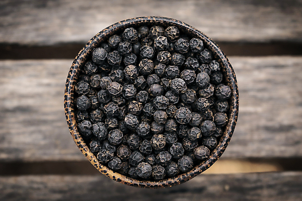 포토 JPG 해외이미지 전통 디자인 건조 동양인 사람없음 목재 검은색 시골 사발 향신료 유기농 캄보디아 후추 스타일 해외포토 나무 웰빙 아시아 컬러 재료 인종 사기그릇 향미료 파일형식 이미지허브