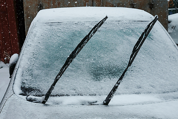 포토 JPG 해외이미지 계절 도로 여행 겨울 교통시설 자동차 자연 날씨 거리 사람없음 야외 냉동 얼음 추위 덮개 흰색 도시 서리 폭풍 무거움 눈보라 재앙 폭설 눈내림 해외포토 자연요소 길 육상교통 컬러 교통 눈_날씨 뚜껑 무게 자연재해 시설 생태계 파일형식 이미지허브