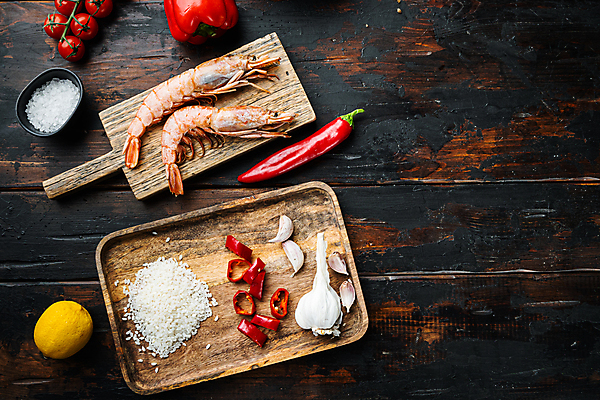 포토 JPG 해외이미지 접시 백그라운드 방울토마토 고추 새우 파프리카 마늘 사람없음 전통음식 쌀 레몬 해산물 날것 나무바닥 슬라이스 소금 나무도마 나무쟁반 스페인요리 파에야 카피스페이스 해외포토 전통 식기 음식 토마토 채소 과일 곡류 바닥 도마 쟁반 서양음식 갑각류 목재 공백 스페인 파일형식 이미지허브