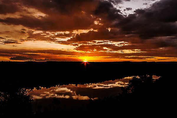 포토 JPG 해외이미지 응시 오렌지 사람없음 가로 여름 반사 여행객 썩음 오지 해외포토 시선 계절 과일 사람 파일형식 이미지허브