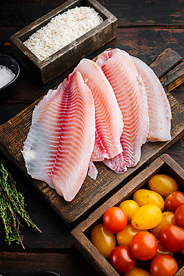 포토 JPG 해외이미지 접시 음식 분홍색 재료 방울토마토 밥 건강 어류 요리 사람없음 식사 흰색 신선 해산물 준비 유기농 날것 내추럴 점심식사 생식 틸라피아 해외포토 식기 웰빙 컬러 토마토 수중동물 민물고기 파일형식 이미지허브