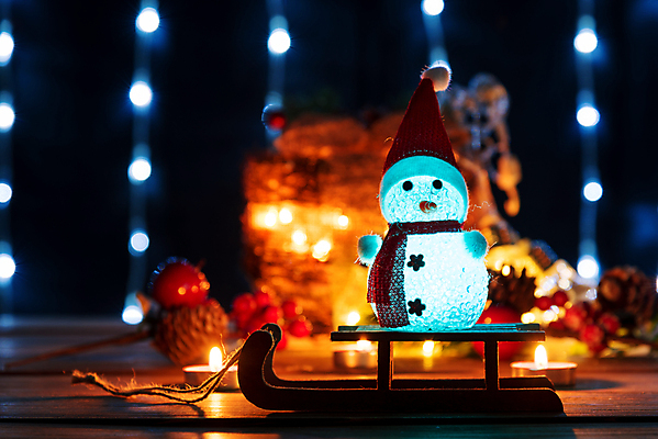 포토 JPG 해외이미지 전통 커플 계절 행복 백그라운드 크리스마스 겨울 텍스트 눈사람 추상 휴가 새로움 실내 따뜻함 선물 앉기 사람없음 내부 장식 빨간색 초록색 빛 컬러풀 우주 꿈 추위 흰색 축하 눈송이 황금 저녁 12월 연도 서리 블러 몽환 해외포토 기념일 감정 컬러 컨셉 무늬 관계 모션 눈_날씨 날짜 야간 파일형식 이미지허브