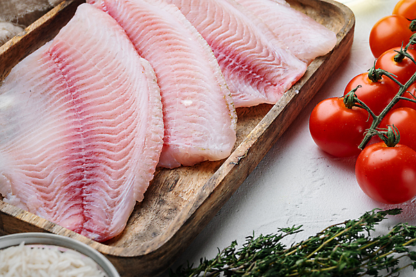 포토 JPG 해외이미지 접시 음식 분홍색 재료 방울토마토 밥 건강 어류 요리 사람없음 식사 흰색 신선 해산물 준비 흰배경 유기농 날것 내추럴 점심식사 생식 틸라피아 해외포토 식기 웰빙 컬러 백그라운드 토마토 수중동물 민물고기 파일형식 이미지허브 이미지허브