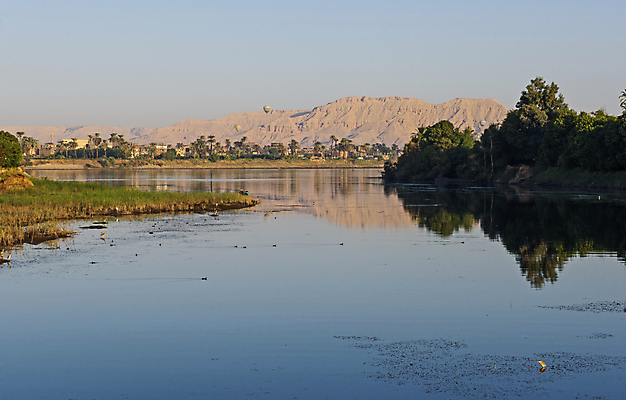 포토 JPG 해외이미지 나무 식물 아프리카 자연 하늘 산 파노라마 이집트 풍경 사람없음 야외 초록색 물 여름 파란색 강 뷰티 반사 환경 흐름 시골 강가 큼 멀리 내추럴 수평선 해외포토 자연요소 계절 나라 컬러 컨셉 촬영기법 크기 생태계 파일형식 이미지허브