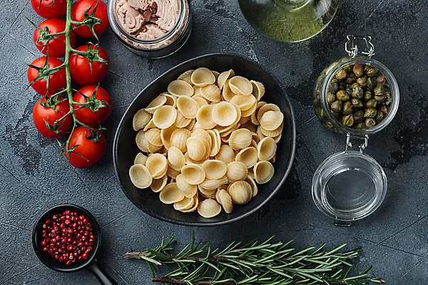 포토 JPG 해외이미지 회색배경 사람없음 껍질 밀 참치 성분 통조림 병조림 생식 핸드메이드 해외포토 백그라운드 곡류 어류 회색 파일형식 이미지허브