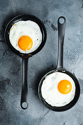 포토 JPG 해외이미지 음식 사람없음 하이앵글 계란 프라이팬 계란프라이 계란요리 해외포토 뷰포인트 주방용품 요리 알 파일형식 이미지허브