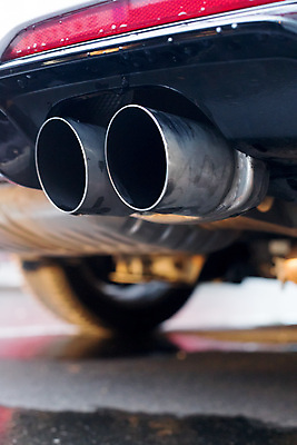 포토 JPG 해외이미지 상징 자동차 사람없음 환경 힘 공연 도시 휘발유 오브젝트 속도 가스 엔진 모터 배기가스 힘찬 해외포토 육상교통 컨셉 이벤트 석유 파일형식 이미지허브