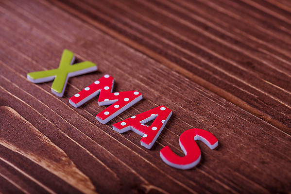 포토 JPG 해외이미지 모양 나무 전통 디자인 계절 행복 백그라운드 컨셉 크리스마스 겨울 텍스트 탁자 휴가 새로움 기념 선물 사람없음 목재 장식 빨간색 단어 컬러풀 파티 칠판 기쁨 수확 축하 12월 편지 연도 심볼 복고 2018년 옛날 해외포토 식물 문자 기념일 감정 컬러 가구 농업 재료 이벤트 날짜 파일형식 이미지허브