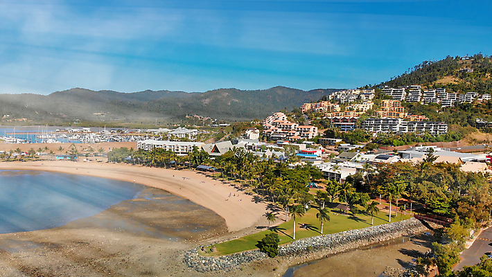 포토 JPG 해외이미지 나무 바다 섬 여행 요트 자연 휴가 휴식 손바닥 사람없음 가로 파란색 운동 항구 수영 호주 큼 시원함 휴양지 슛 암초 코코넛 웅장함 파라다이스 해외포토 식물 손 컬러 컨셉 배_교통 과일 교통시설 건강 장소 수상스포츠 오세아니아 크기 생태계 파일형식 이미지허브