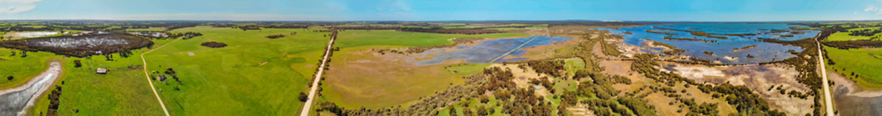 포토 JPG 해외이미지 도로 모래 여행 자연 휴가 안테나 파노라마 풍경 사람없음 야외 여름 관광지 강 햇빛 흰색 시골 호주 북쪽 캥거루 드론 루트 해외포토 계절 길 컬러 통신 포유류 교통시설 촬영기법 태양 오세아니아 방향 생태계 파일형식 이미지허브