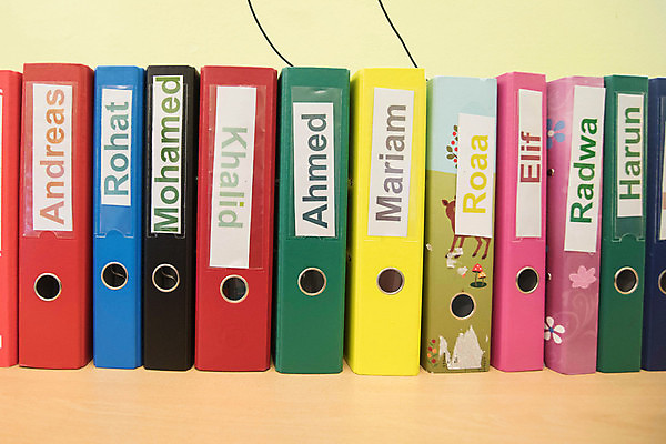 포토 JPG 해외이미지 학생 교육 어린이 생각 학교 들기 사람 사람없음 스터디 자녀 체험 가르침 무서움 세대 진행 개발 철학 평등 이민 해외포토 감정 이동 컨셉 모션 학습 파일형식 이미지허브