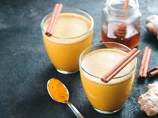 포토 JPG 해외이미지 유리 사람없음 가루 허브 향신료 꿀 생강 스무디 시나몬 시나몬스틱 허니디퍼 강황 카피스페이스 울금 해외포토 식물 음료 채소 식재료 재질 공백 한약재 도구 향미료 파일형식 이미지허브