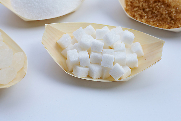 포토 JPG 해외이미지 식재료 실내 사람없음 조미료 달콤 설탕 각설탕 흰배경 황설탕 해외포토 백그라운드 내부 흰색 맛 향미료 파일형식 이미지허브