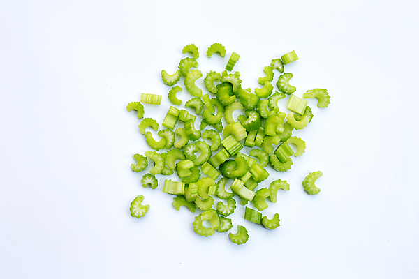 포토 JPG 해외이미지 백그라운드 잎 사람없음 신선 흰배경 유기농 슬라이스 샐러리 해외포토 식물 웰빙 채소 흰색 파일형식 이미지허브