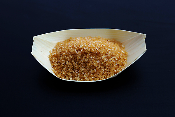 포토 JPG 해외이미지 식재료 검은배경 실내 사람없음 조미료 달콤 설탕 황설탕 해외포토 백그라운드 내부 검은색 맛 향미료 파일형식 이미지허브