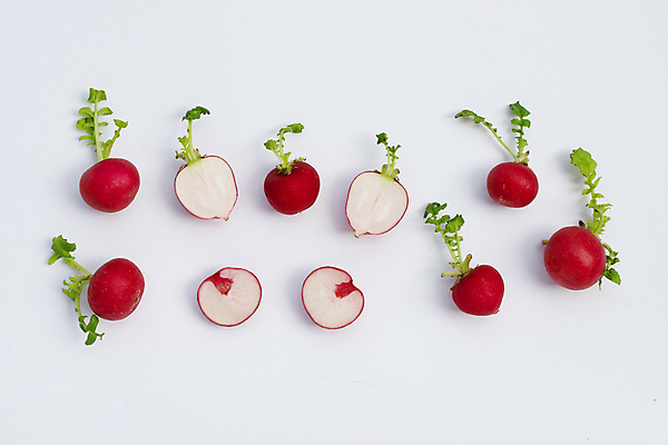 포토 JPG 해외이미지 백그라운드 단면 사람없음 신선 흰배경 유기농 슬라이스 적환무 해외포토 웰빙 흰색 무 파일형식 이미지허브