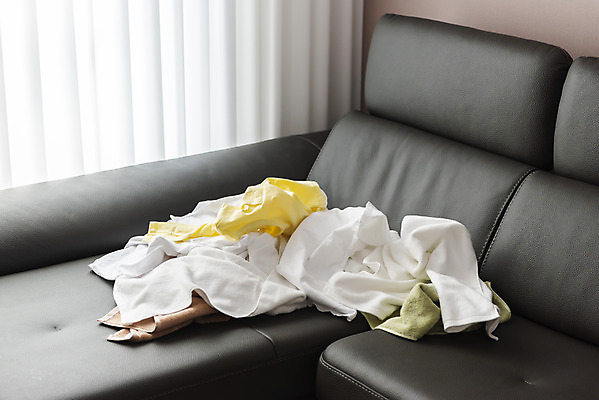 포토 JPG 가사 실내 사람없음 소파 깨끗함 청결 빨래 빨랫감 세탁용품 국내포토 생활용품 컨셉 의자 내부 위생 파일형식