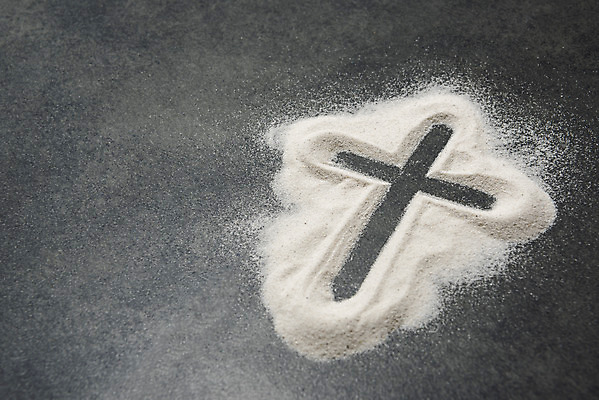 포토 JPG 스튜디오촬영 기독교 종교 모래 십자가 검은배경 실내 사람없음 교회 검은색 오브젝트 찬양 숭배 국내포토 컬러 백그라운드 종교건축 내부 건물 파일형식