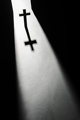 포토 JPG 스튜디오촬영 기독교 종교 십자가 실내 그림자 사람없음 빛 검은색 오브젝트 국내포토 컬러 내부 파일형식