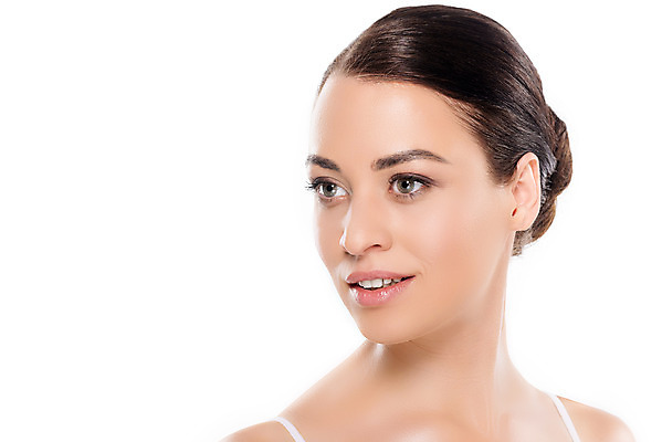 포토 JPG 스튜디오촬영 서양인 외국인 우먼라이프 응시 여자 얼굴 실내 한명 미소 누끼 사람 근접촬영 상반신 20대 성인 옆모습 뷰티 깨끗함 흰배경 올림머리 성인여자한명만 국내포토 1 라이프스타일 헤어스타일 시선 뷰포인트 백그라운드 컨셉 표정 인종 청년 내부 신체부위 흰색 여자한명만 성인여자만 파일형식