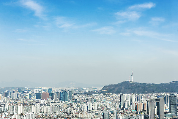 포토 JPG 주간 구름 하늘 서울 한국 풍경 빌딩 사람없음 야외 파란색 하이앵글 도시풍경 맑음 봄 한강 남산타워 여의도 전경 국내포토 자연요소 계절 아시아 뷰포인트 컬러 날씨 건물 도시 남산 랜드마크 파일형식 탑뷰