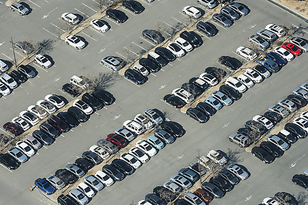 포토 JPG 주간 자동차 서울 한국 풍경 사람없음 야외 하이앵글 도시풍경 봄 여러대 주차장 여의도 전경 국내포토 자연요소 계절 아시아 육상교통 뷰포인트 다수 도시 파일형식 탑뷰