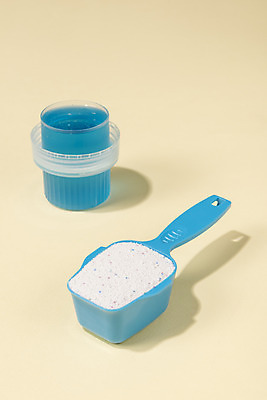 포토 JPG 스튜디오촬영 가사 수저 실내 사람없음 청결 빨래 청소 노란배경 빨래세제 가루세제 국내포토 식기 백그라운드 내부 노란색 위생 세제 파일형식