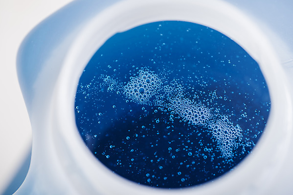 포토 JPG 스튜디오촬영 가사 실내 근접촬영 사람없음 파란색 청결 빨래 청소 빨래세제 국내포토 뷰포인트 컬러 내부 위생 세제 파일형식