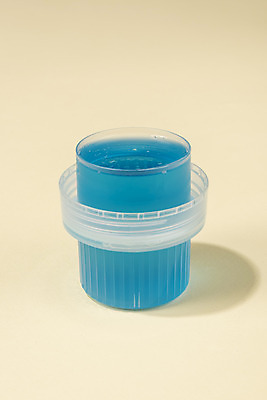 포토 JPG 스튜디오촬영 가사 실내 사람없음 청결 빨래 청소 노란배경 빨래세제 국내포토 백그라운드 내부 노란색 위생 세제 파일형식